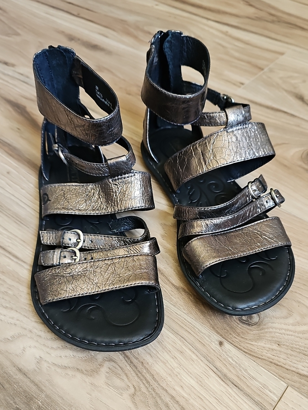 Born Womens Metallic Bronze Multi-Strap Gladiator Sandals